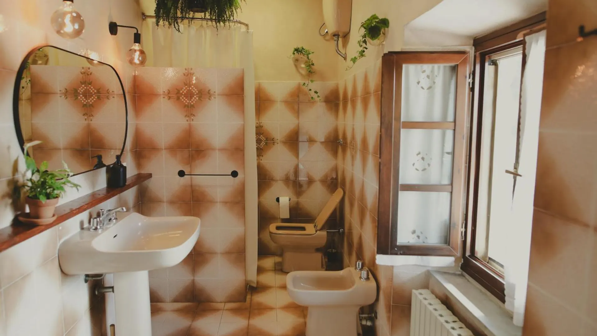 Sentire - Vegetarian Tuscan Villa & Resort Viciomaggio