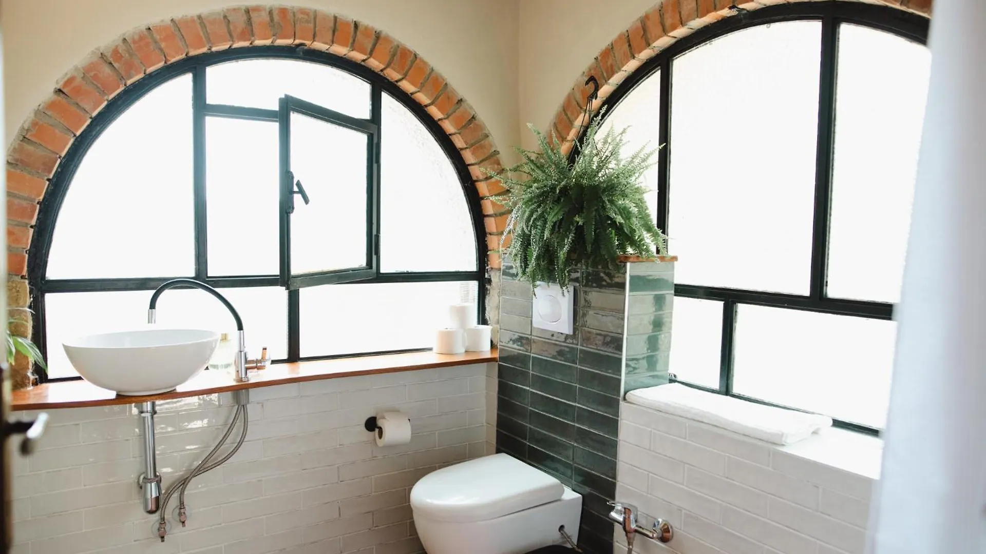 Sentire - Vegetarian Tuscan Villa & Resort Viciomaggio Italy