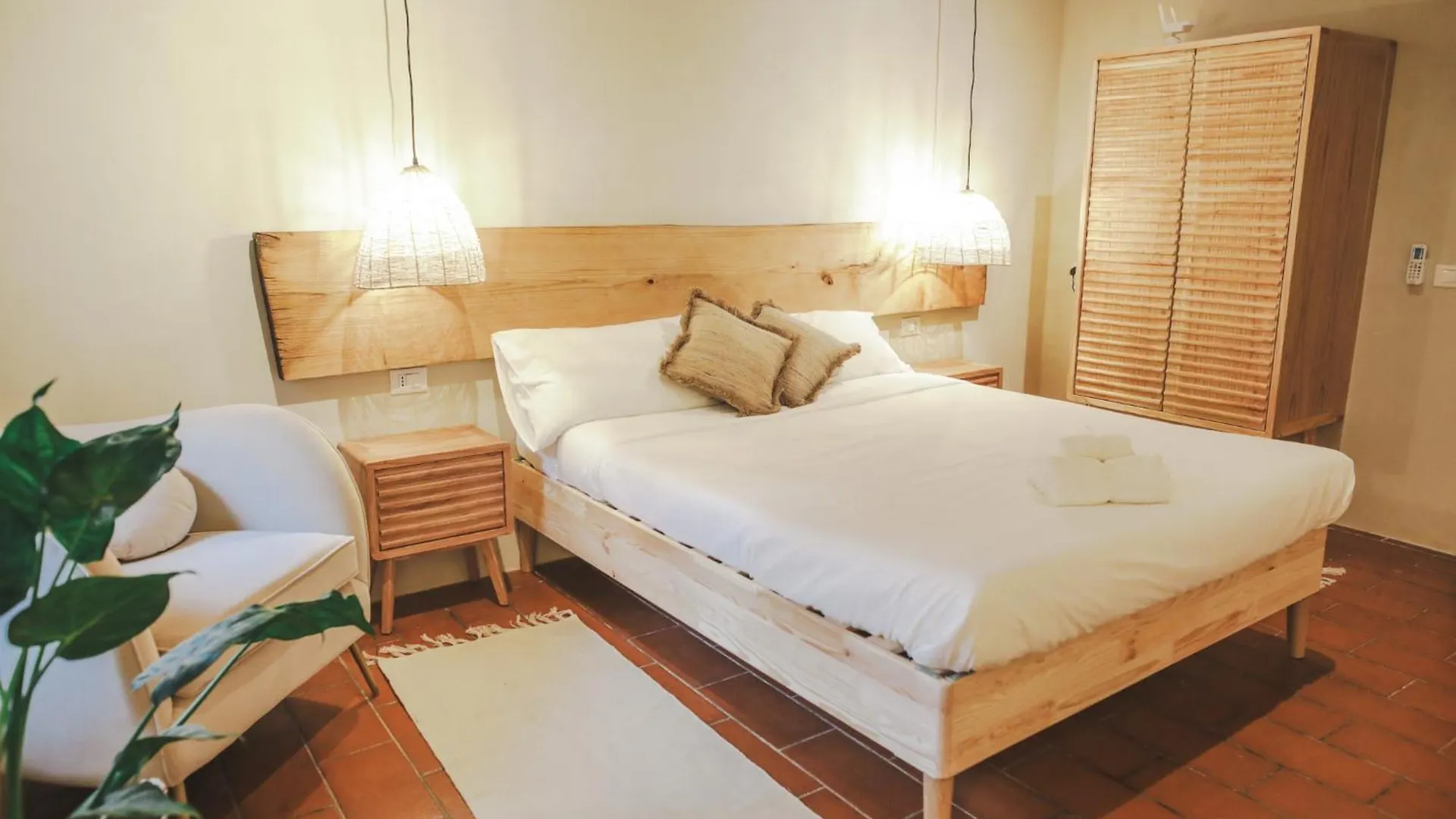 Sentire - Vegetarian Tuscan Villa & Resort Viciomaggio