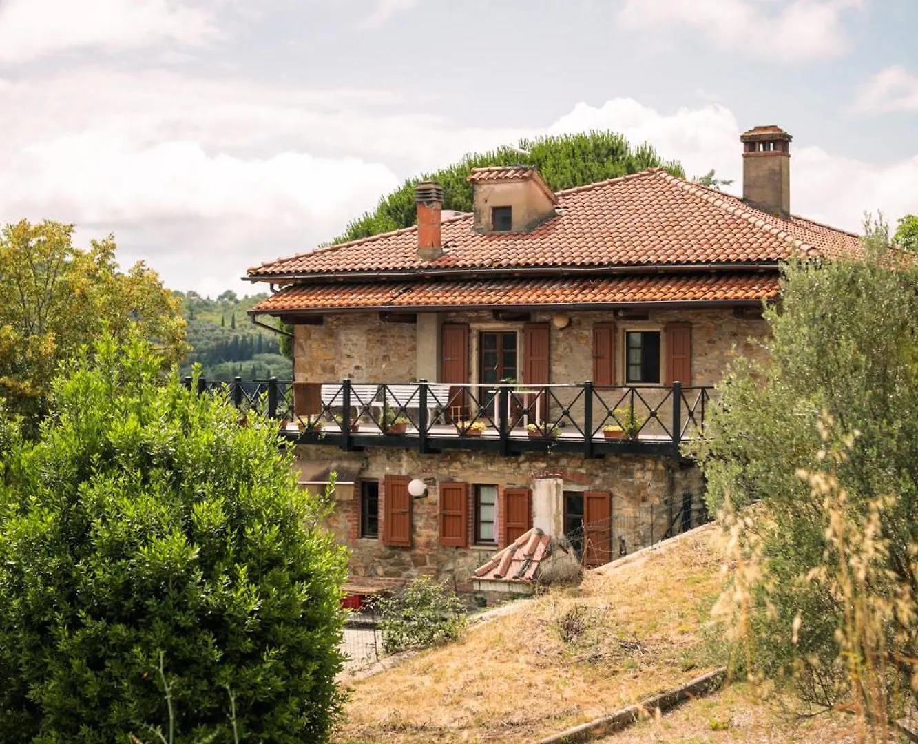 Sentire - Vegetarian Tuscan Villa & Resort Viciomaggio Italy